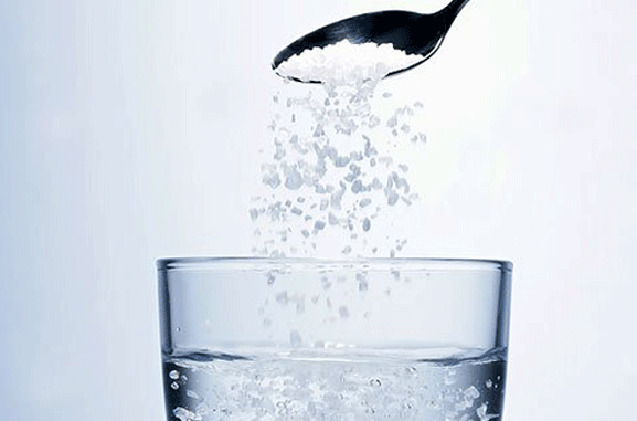 4 khasiat yang dimiliki air garam